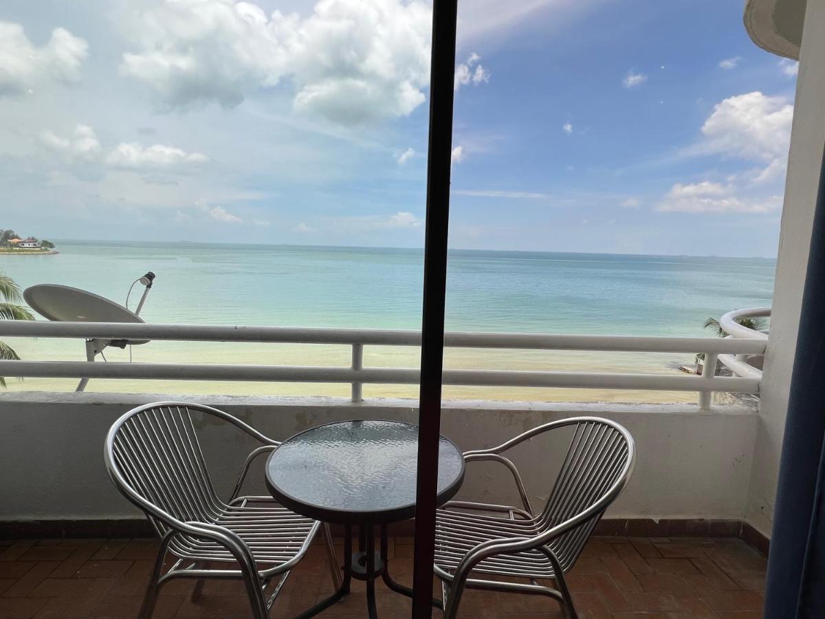 Appartement Tanjung Tuan Regency Port Dickson 1 Carpark Extérieur photo